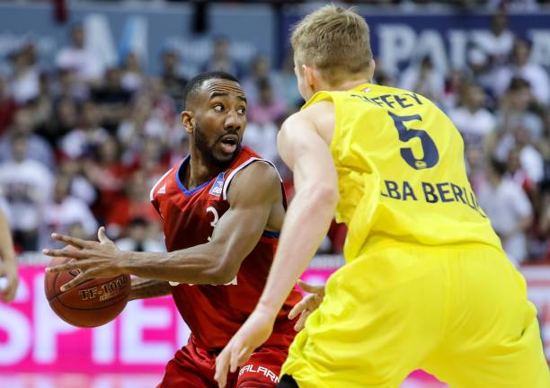 而邓卓翔的 而邓卓翔的