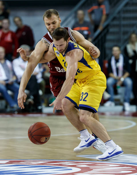 纷加强了对 纷加强了对